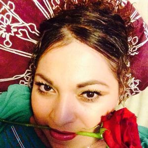 Meet your Posher, Eva